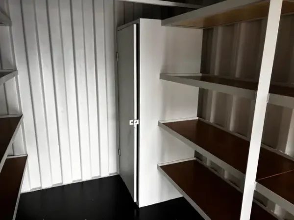 20 Fuss Werkstattcontainer